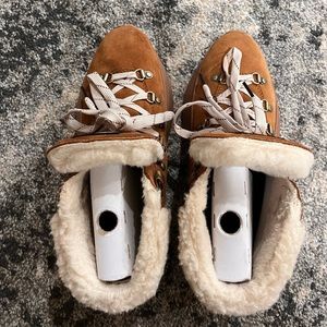 Sorel Women's Out 'n About III Conquest Boot - Camel Brown size 9.5